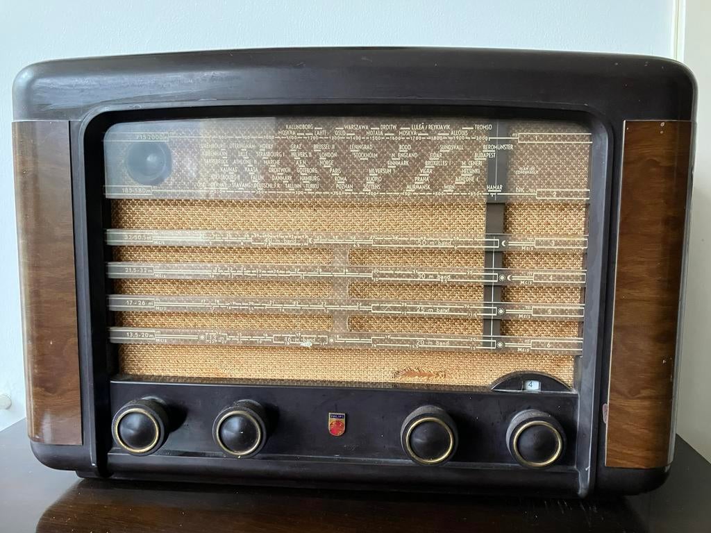 Philips buizenradio, Ophalen