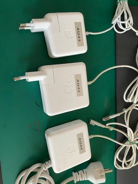 Apple Magsafe Adapters 3x, Ophalen of Verzenden, Gebruikt, Apple