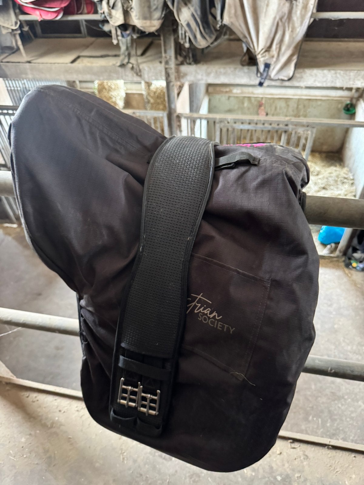 Wintec 500 dressuurzadel, Ophalen, L (17.5 inch), Gebruikt, Verstelbare boom