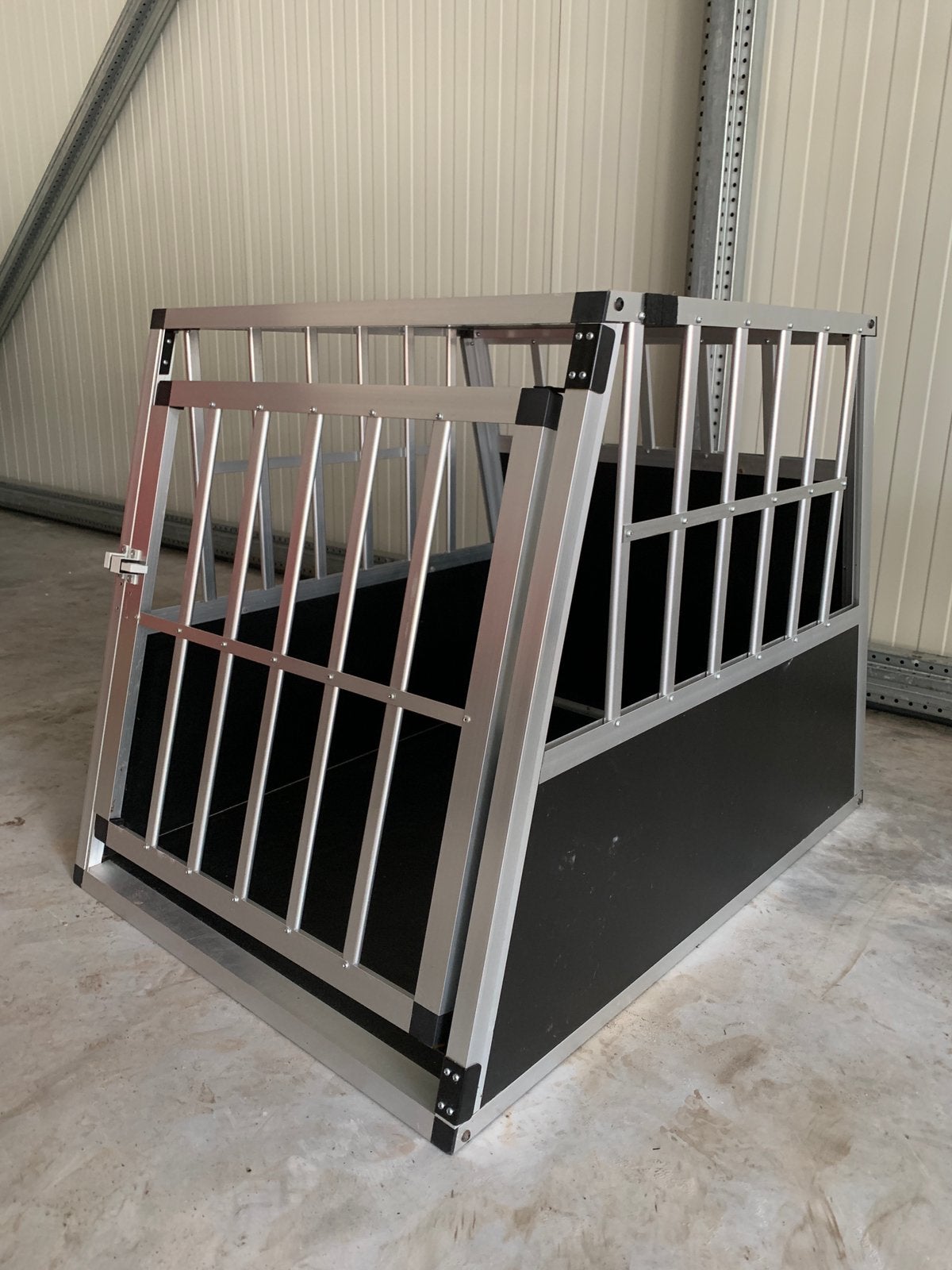 Auto bench/transportbench/reiskennel, Dieren en Toebehoren, Ophalen, Gebruikt