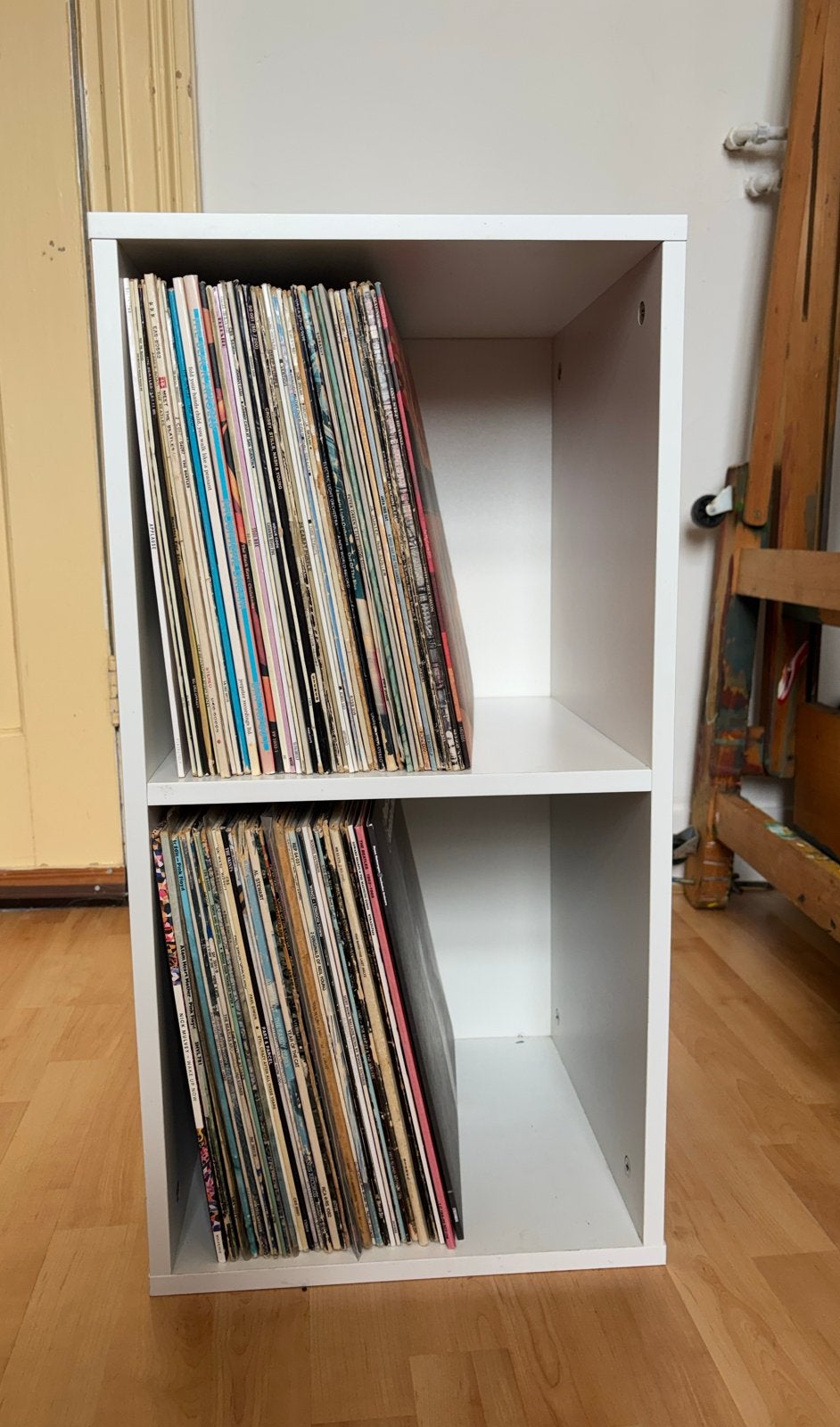 Platenkastje, Ophalen, Met plank(en), Minder dan 50 cm, Gebruikt
