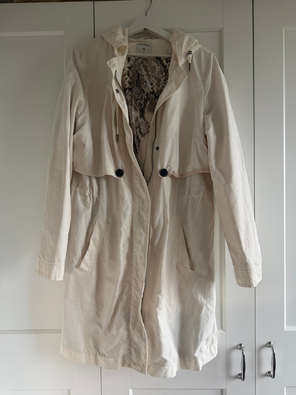 Lichtgewicht jas van Sandwich_ met slangenprint voering, Ophalen, Zo goed als nieuw, Maat 38/40 (M), Beige