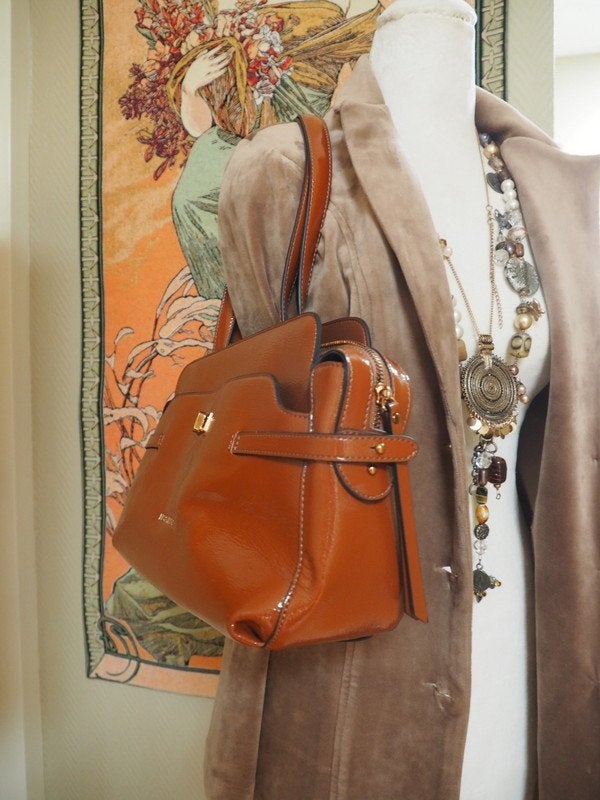 Hispanitas Schoudertas - Handtas - Cognac  - Lak - NIEUW!, Verzenden, Nieuw, Bruin, Handtas