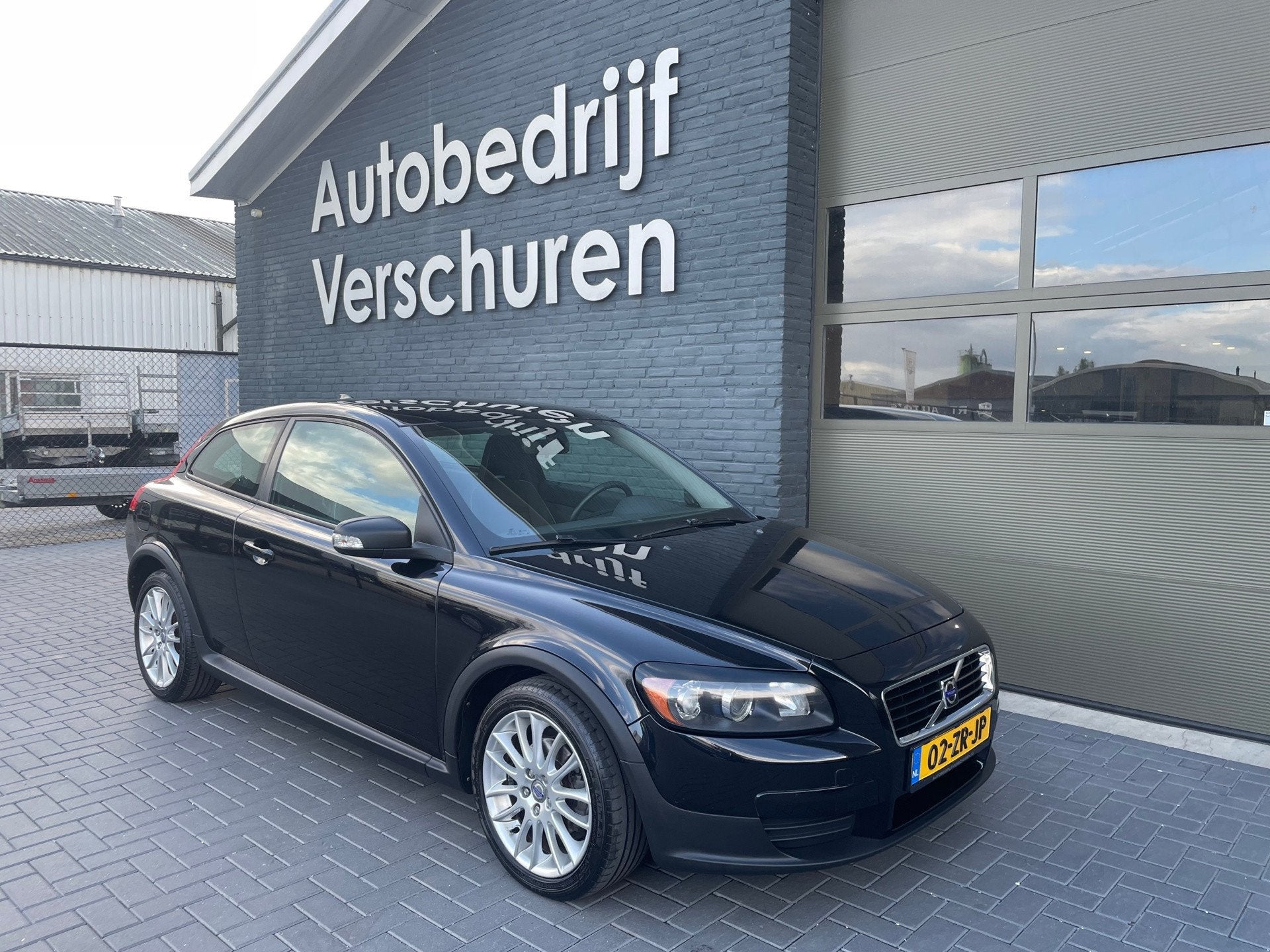 Volvo C30 1.8 Kinetic clima 17 inch origineel Nederlander tr, Auto's, Voorwielaandrijving, 1228 kg, Gebruikt, Zwart
