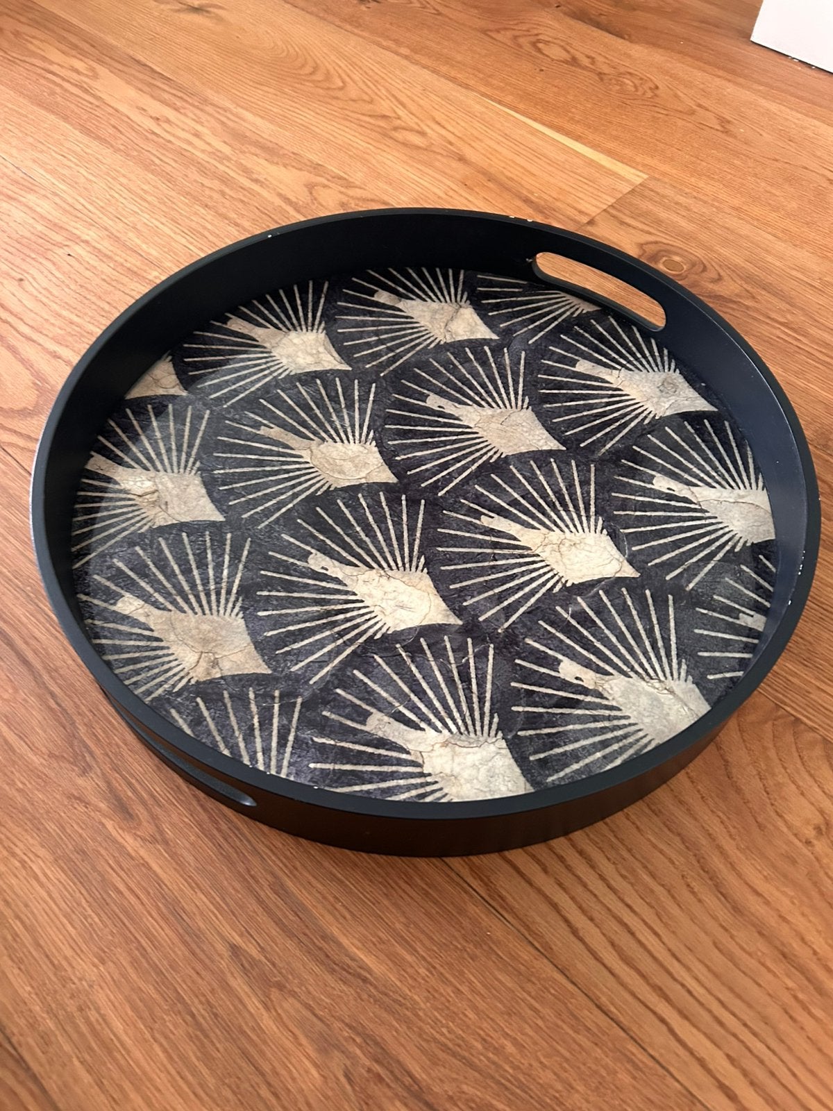 Beautiful peacock tray, Huis en Inrichting, Ophalen, Gebruikt, Rond