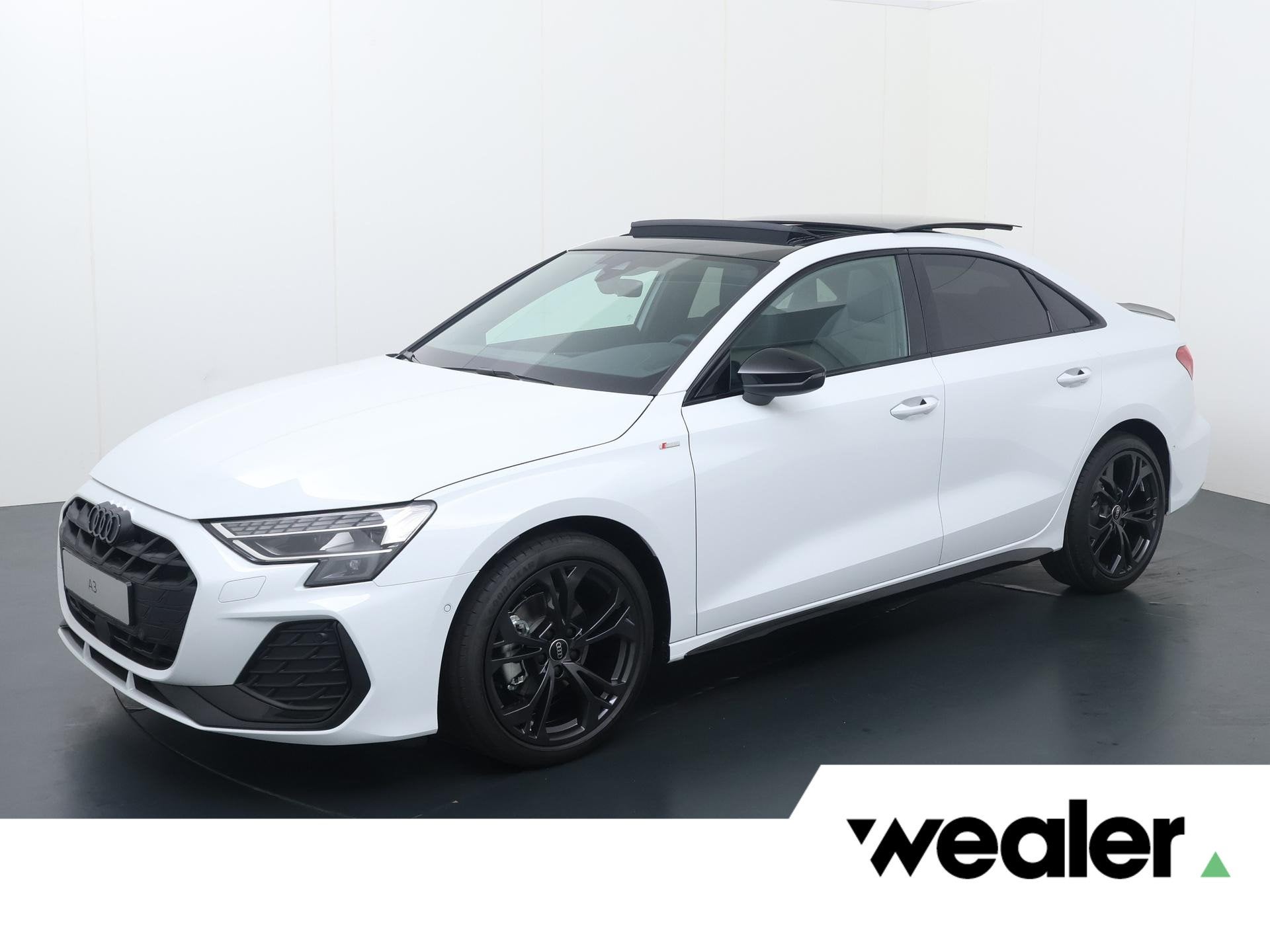 Audi A3 Limousine 30 TFSI S edition 116 pk S-tronic | 18" Ve, Dealer onderhouden, 1498 cc, 1290 kg, Wit