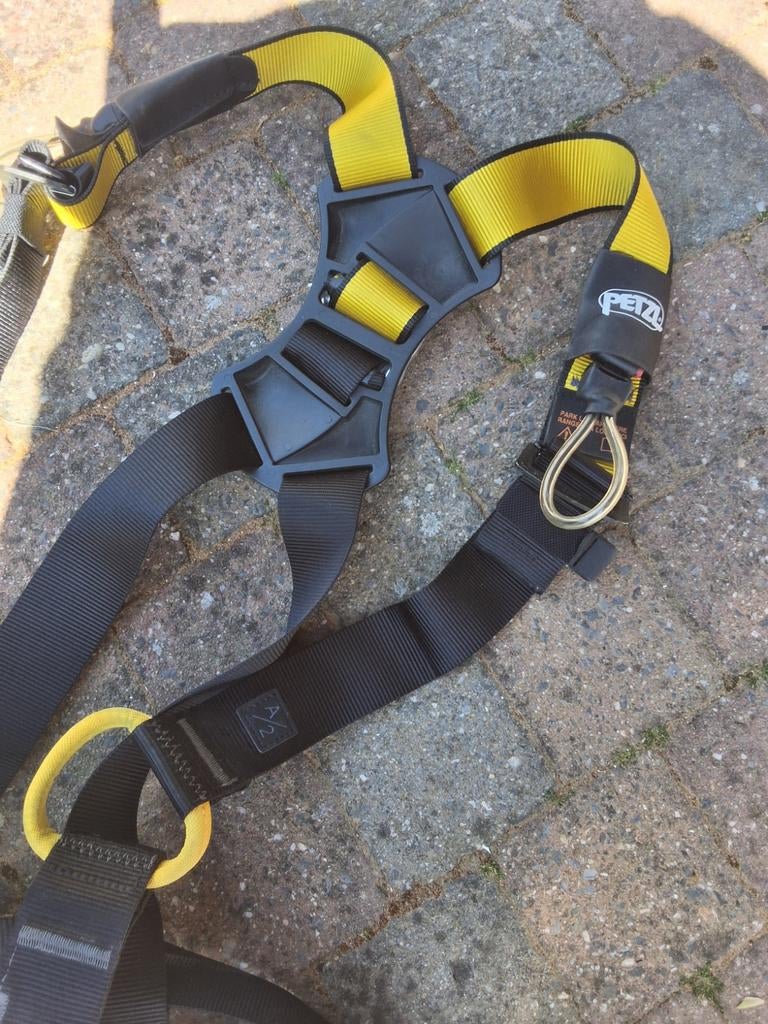 Petzl klimtuig met valbeveiliging., Ophalen of Verzenden