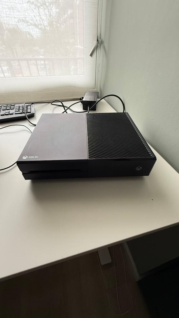 Xbox One, Xbox One, Met 2 controllers, Ophalen of Verzenden, 500 GB