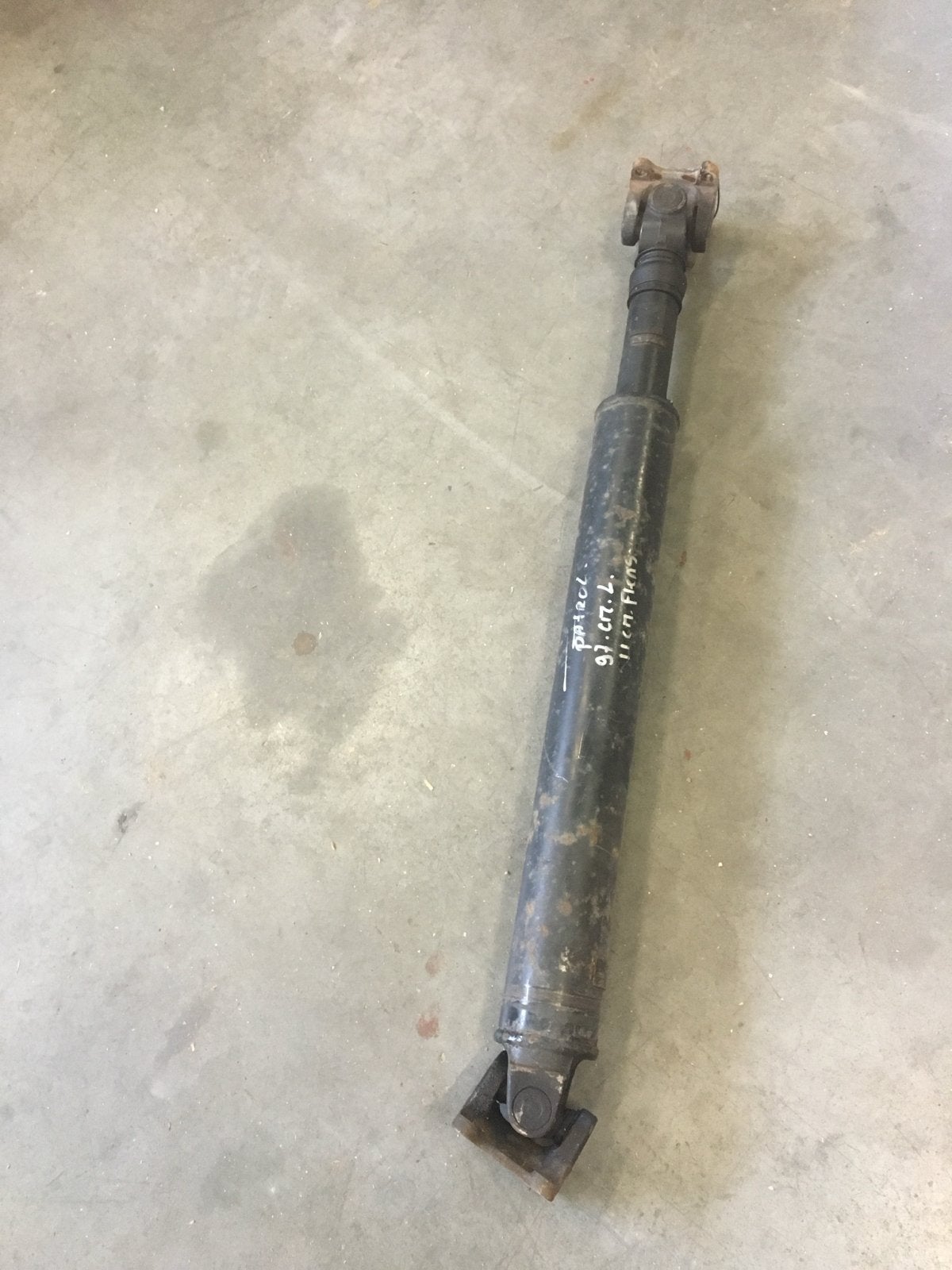 Aandrijfas Nissan Patrol - 97 cm L, 11 cm flens, Ophalen, Gebruikt, Nissan