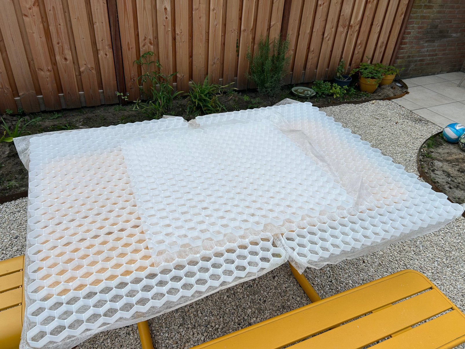 Grindmatten / grindplaten voor tuinpad, Tuin en Terras, Ophalen, Overige materialen, Wit, Zo goed als nieuw