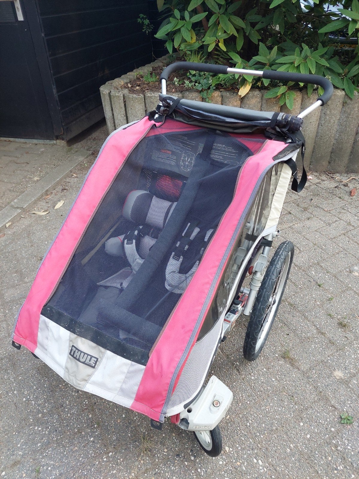 Thule Chariot Cougar 2 fietskar met sling en zitverkleiner, Fietsen en Brommers, Fietsaccessoires | Aanhangers en Karren, Gebruikt