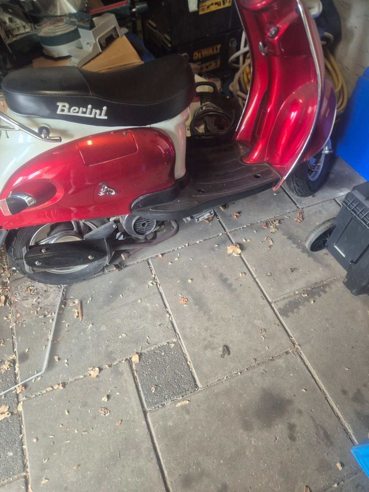 Berini scooter rood/wit - Gebruikt, Ophalen, Gebruikt, Overige typen, Overige merken