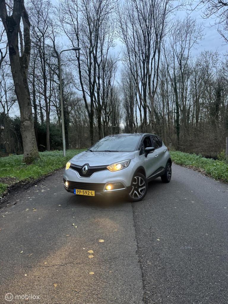 Renault Captur 0.9 TCe| Keyless | Climate |Camera | NWE APK, Auto's, Renault, Bedrijf, Te koop, Captur, ABS, Achteruitrijcamera