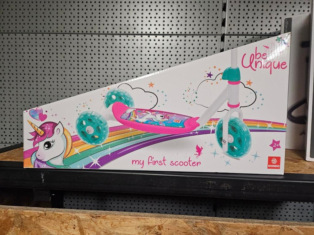 Nieuw in doos ! Eerste Step Unicorn / eenhoorn, Ophalen of Verzenden, Nieuw, Gewone step, Mondo