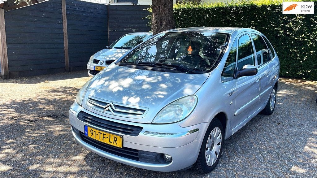 Citroen Xsara Picasso 1.6i-16V Caractèr 2006-APK 11-10-2026, Auto's, Citroën, Voorwielaandrijving, Stof, 4 cilinders, Handgeschakeld