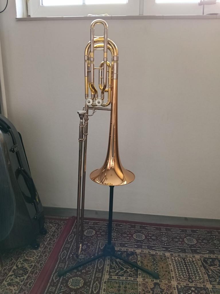 Bastrombone Yamaha YBL620G, Muziek en Instrumenten, Ophalen, Gebruikt, Bas, Met koffer