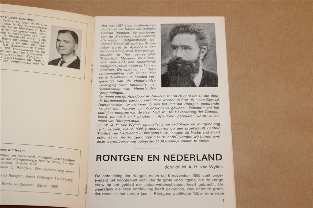 Röntgen en Nederland — Vintage Boekje Röntgenstralen 1967, Ophalen of Verzenden, Gelezen