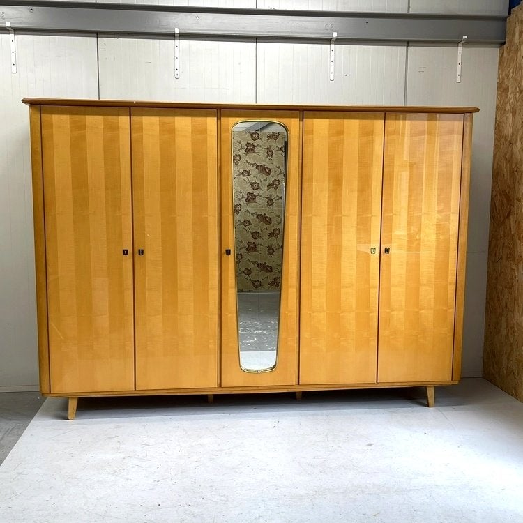 Grote vintage mid-century 5 deurs kledingkast j`60 hang leg, Huis en Inrichting, Kasten | Kledingkasten, Ophalen, Met deur(en)
