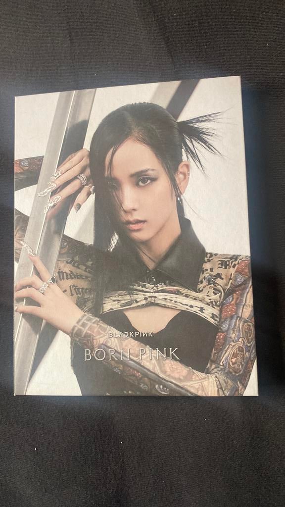 K-pop album blackpink “Born Pink” Jisoo versi, Verzamelen, Muziek, Artiesten en Beroemdheden, Ophalen of Verzenden, Zo goed als nieuw
