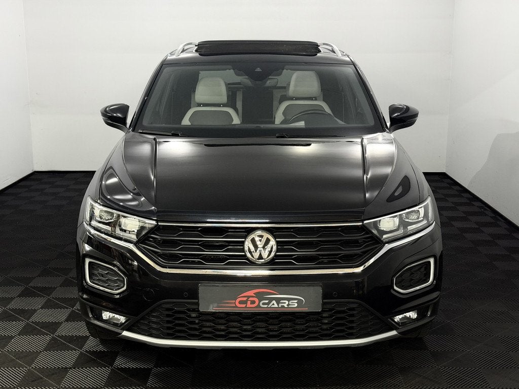 Volkswagen T-Roc 1.5 TSI Sport Panoramadak, Camera, Virtual, Euro 6, 4 cilinders, Zwart, Bedrijf