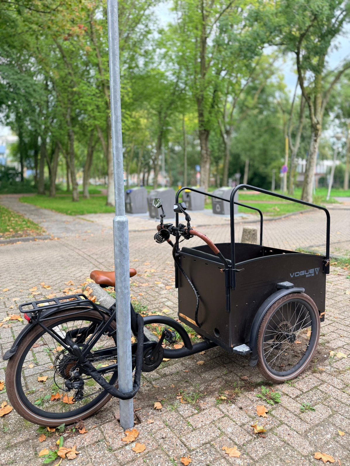 Vogue Journey 2023 bakfiets met 3 wielen, zitjes en kussens, 4 kinderen of meer, Elektrisch, Zo goed als nieuw, Schijfrem