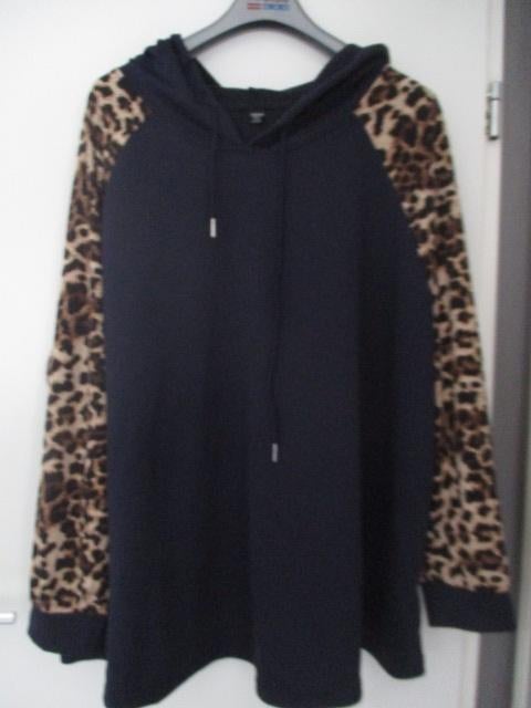 Blauwe trui met capuchon met panter design mouwen, Blauw, Trui of Vest, Ophalen of Verzenden, Zo goed als nieuw