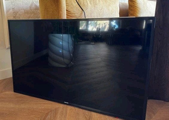 Samsung 4K Smart TV 43 inch met muurbeugel, Ophalen, LED, 50 Hz, Zo goed als nieuw