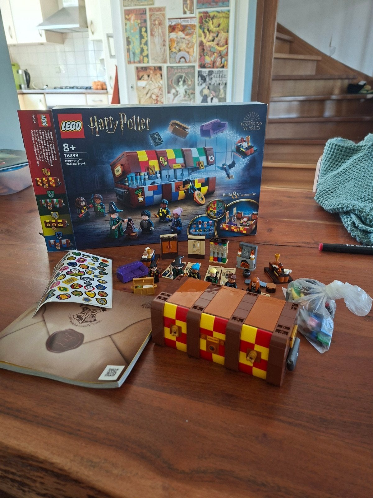 LEGO Harry Potter Zweinstein Magische Koffer 76399, Ophalen of Verzenden, Zo goed als nieuw, Overige merken