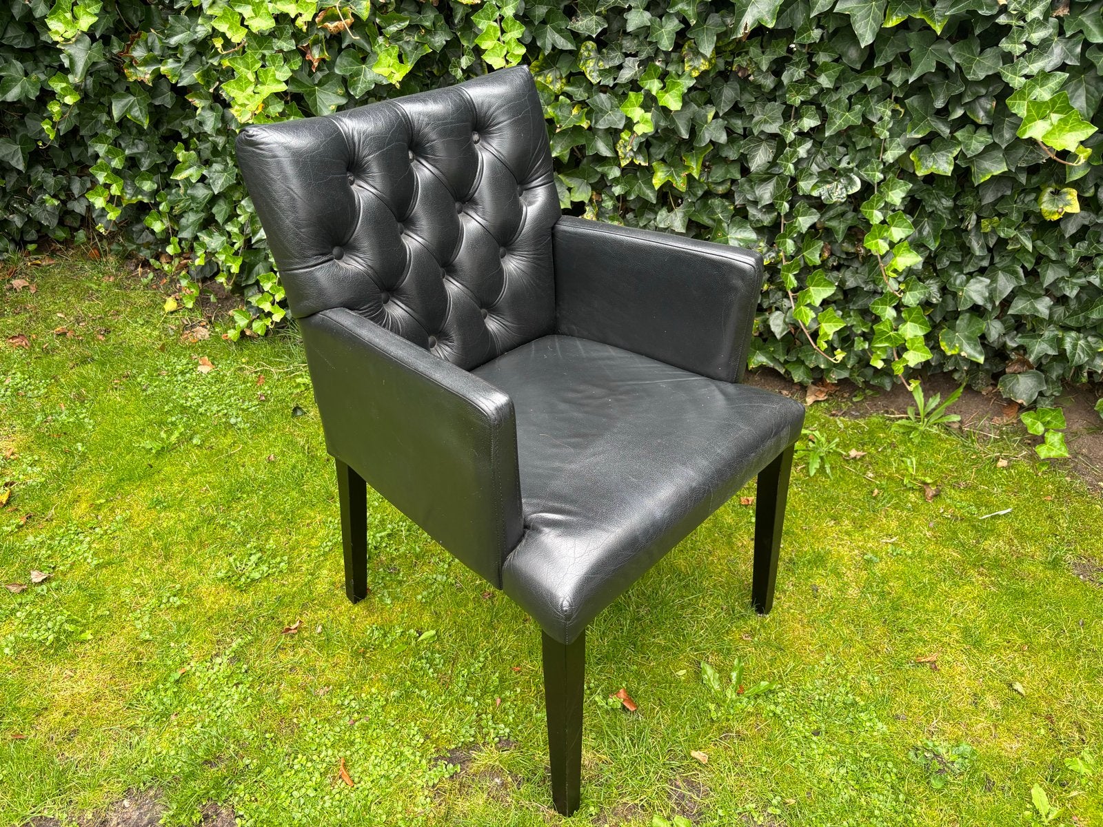 Zwarte leren eetkamerstoelen 4 met en 2 zonder armleuning, Huis en Inrichting, Stoelen, Ophalen, Gebruikt, Zwart, Leer