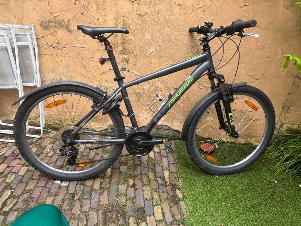 Mountainbike 21 versnellingen, 26 inch, Minder dan 49 cm, Zo goed als nieuw, Meer dan 20 versnellingen