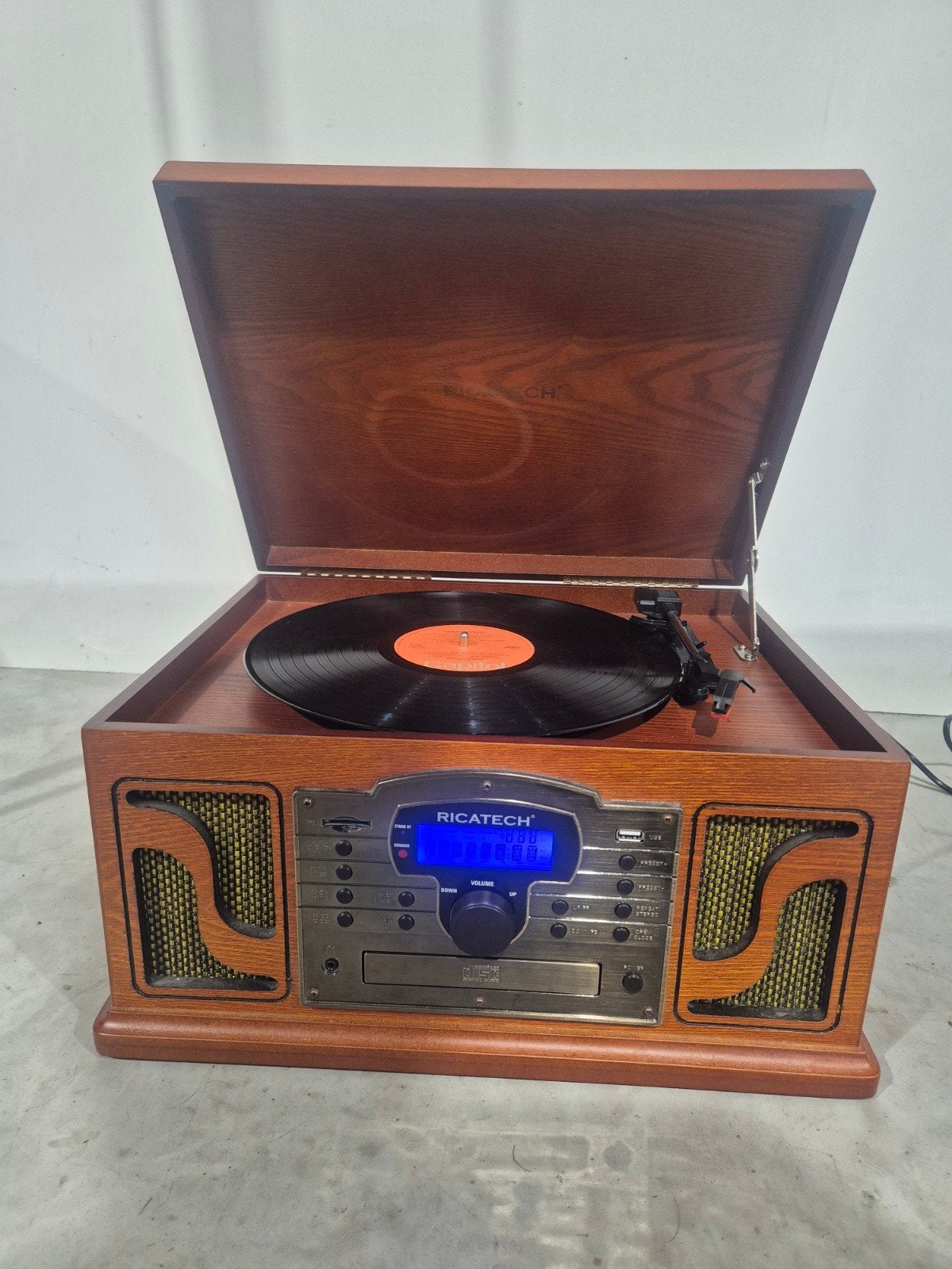 Ricatech rmc250 radio casette cd lp speler, Ophalen