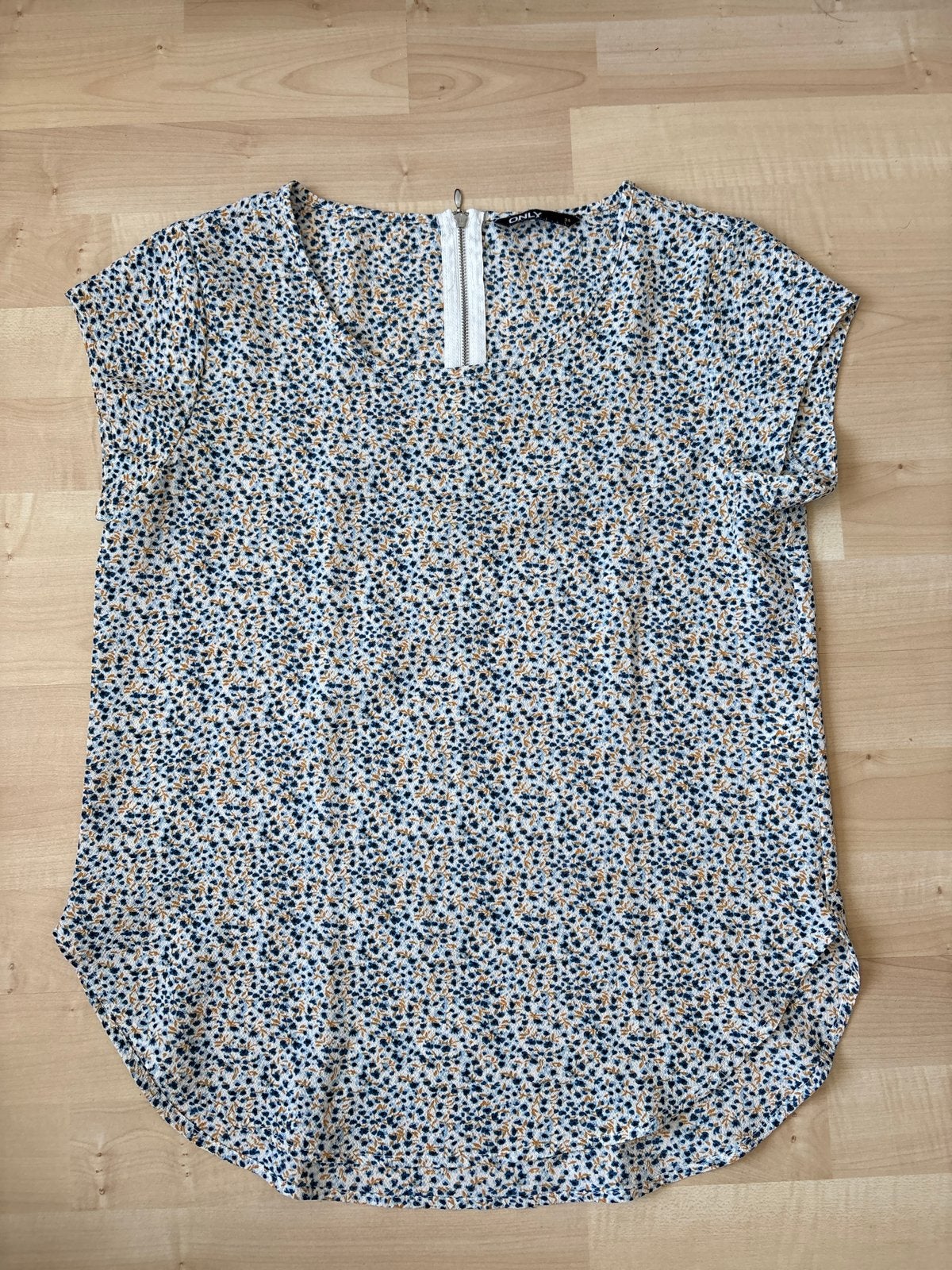 Only Blouse met Bloemenprint, Meerkleurig, Ophalen of Verzenden, Zo goed als nieuw, Korte mouw
