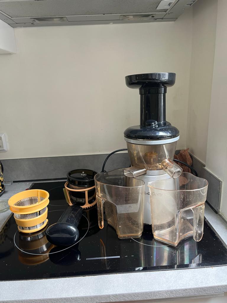 Versapers Slowjuicer HU-300 - nutribullet fruit centrifuge, Ophalen, Gebruikt, Elektrisch, Slowjuicer