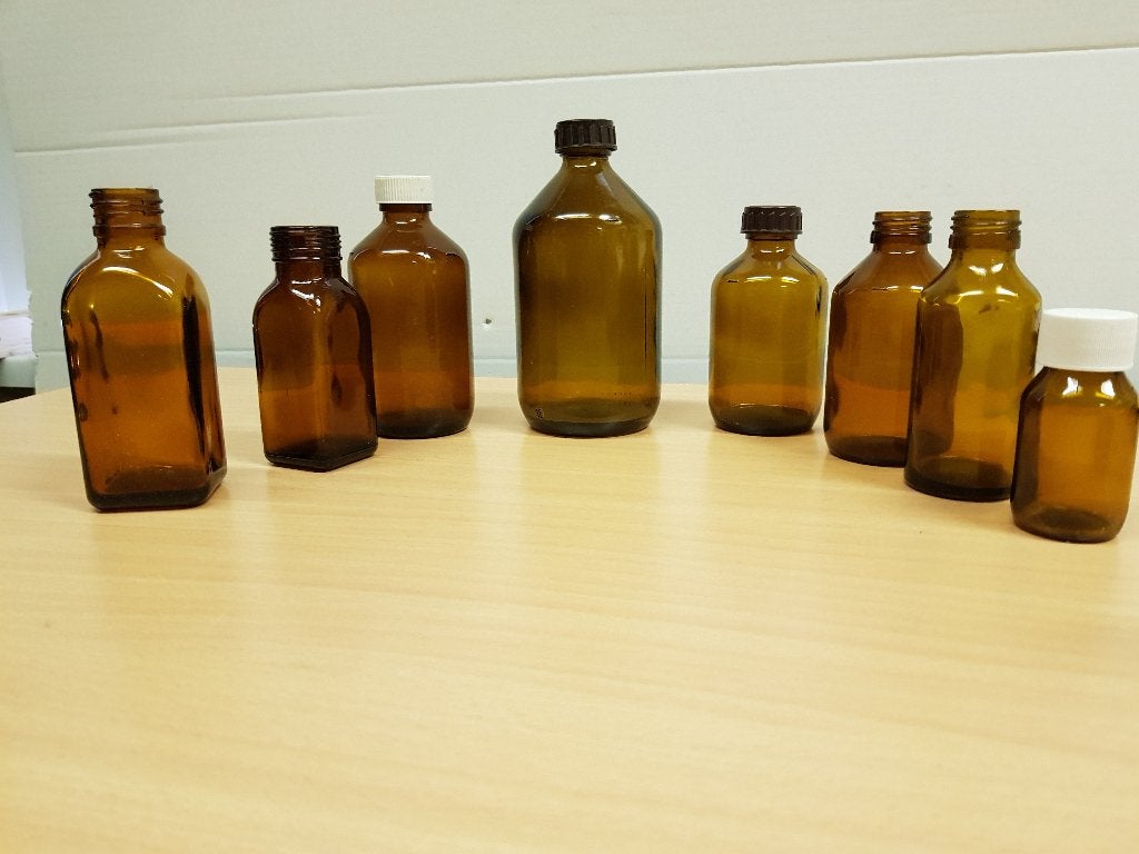 Flesjes donker bruin., Ophalen of Verzenden, Gebruikt, Bruin, Glas