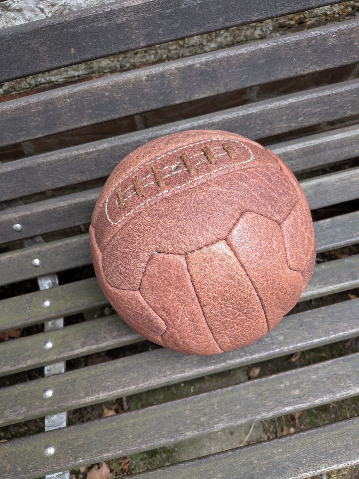 Leren voetbal, Ophalen, Zo goed als nieuw, Bal