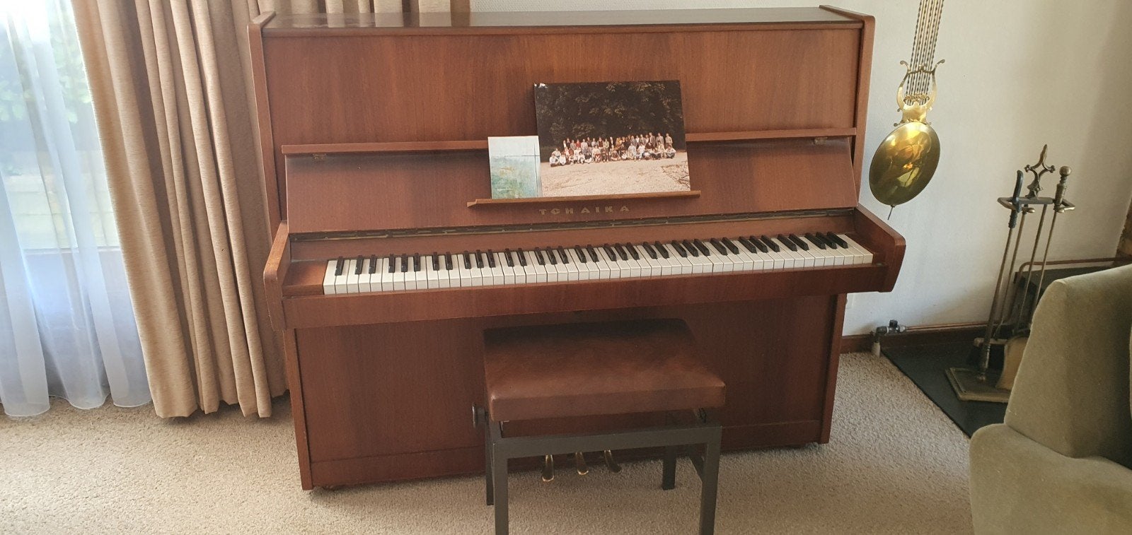Mooie Tchaika piano met verstelbare kruk, Ophalen of Verzenden