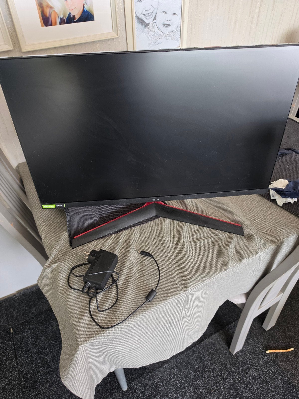 LG UltraGear 27GN800 QHD IPS Gaming Monitor 144Hz 1ms, Gebruikt, IPS, Kantelbaar, 101 t/m 150 Hz