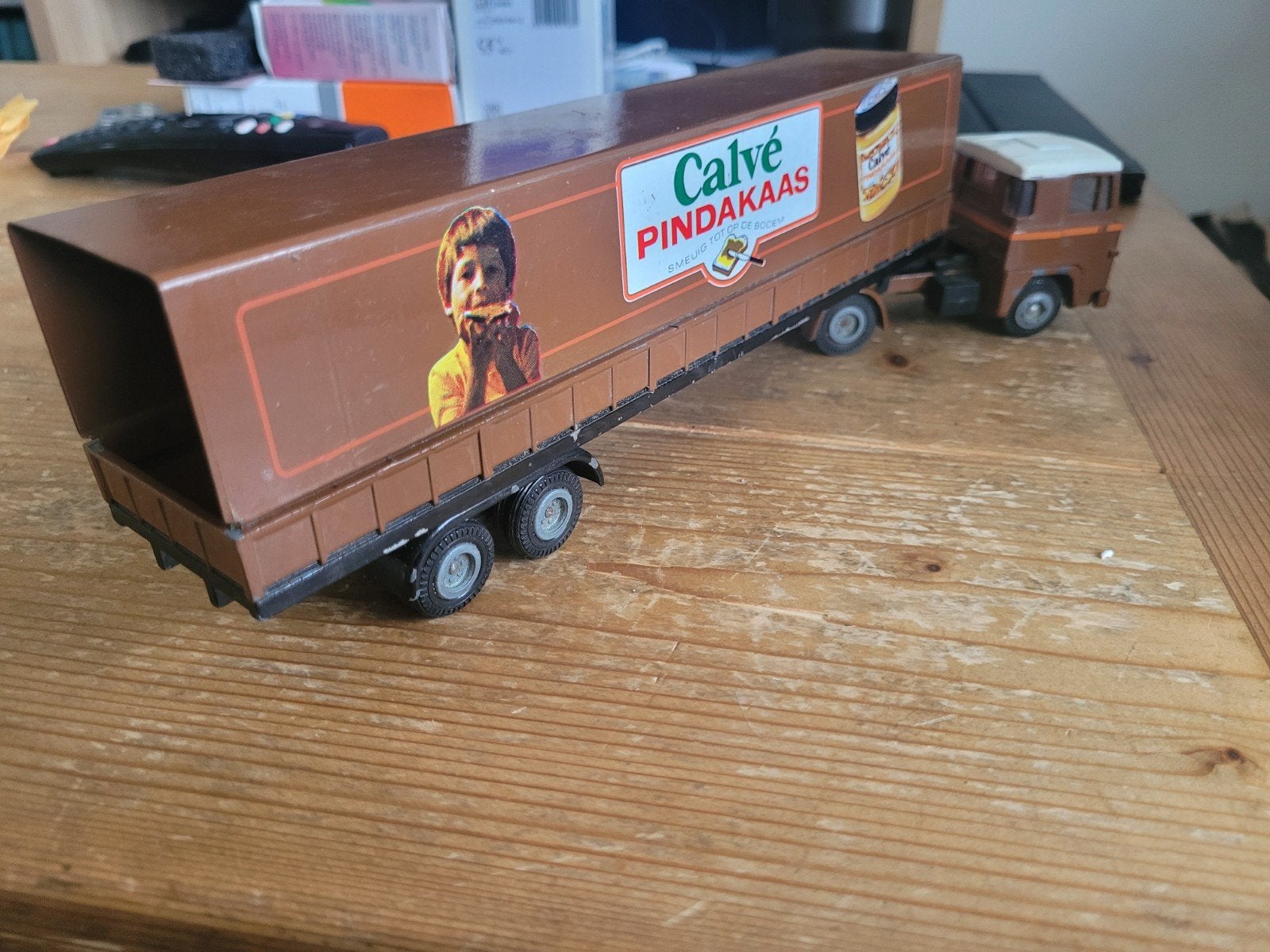 Scania  calve pindakaas
