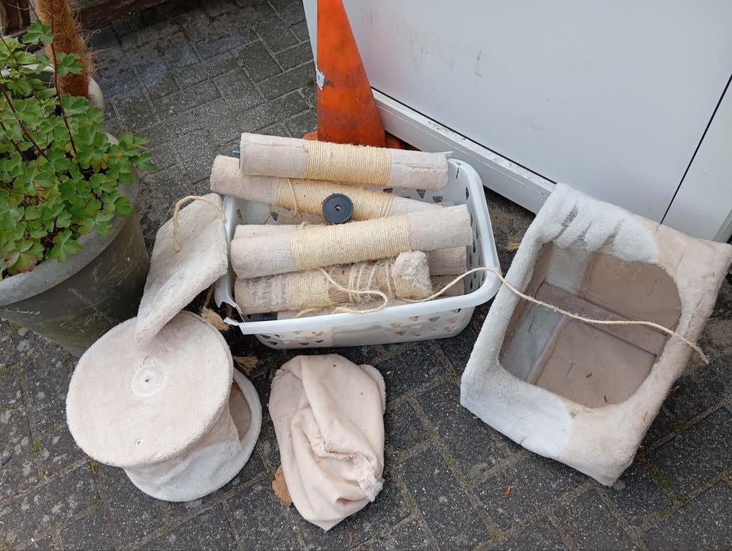 Gratis onderdelen krabpaal, Ophalen of Verzenden, Gebruikt, Overige