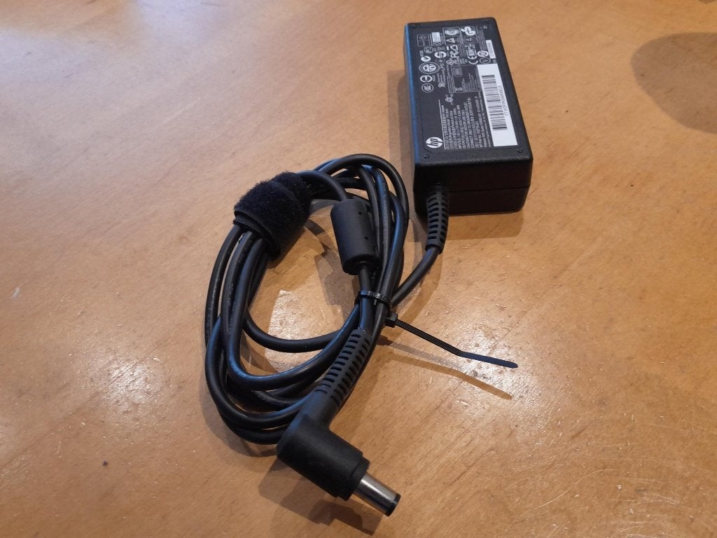 Te koop: TPC-BA54 adapter HP (2) voeding laptop, Ophalen of Verzenden, Zo goed als nieuw, Hp