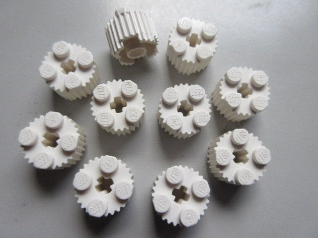 nr. 9310, 10 ronde witte ribbelstenen., Ophalen of Verzenden, Zo goed als nieuw, Losse stenen, Lego