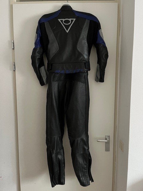 Erg mooi leren Revit (dames/kinderen) motorpak met laarzen, Motoren, Kleding | Motorkleding, Revit REV’IT, Kinderen, Combipak