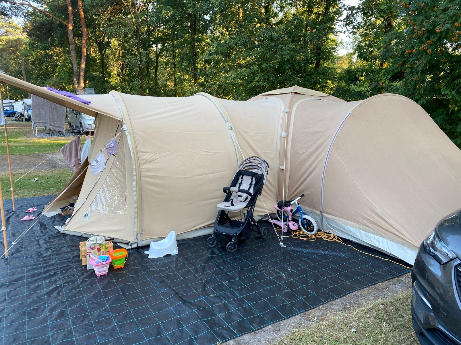 Zeer knappe Karsten family tent 300, Ophalen, Gebruikt, Tot en met 5