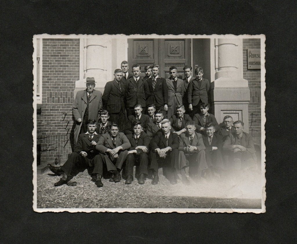 Foto Schoolfoto S. Jansink Gaanderen 1943., Foto, Ophalen of Verzenden, Zo goed als nieuw, 1940 tot 1960