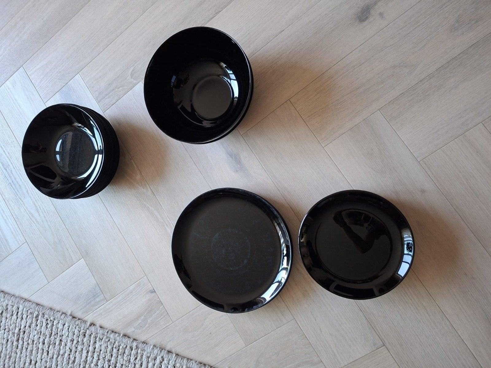 servies zwarte borden,diep,ontbijt en groot, Ophalen, Gebruikt, Bord(en), Overige stijlen