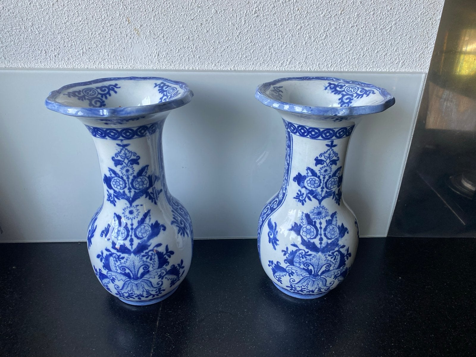 Set van 2 grote Delfts Blauw vazen, handbeschilderd, Ophalen of Verzenden