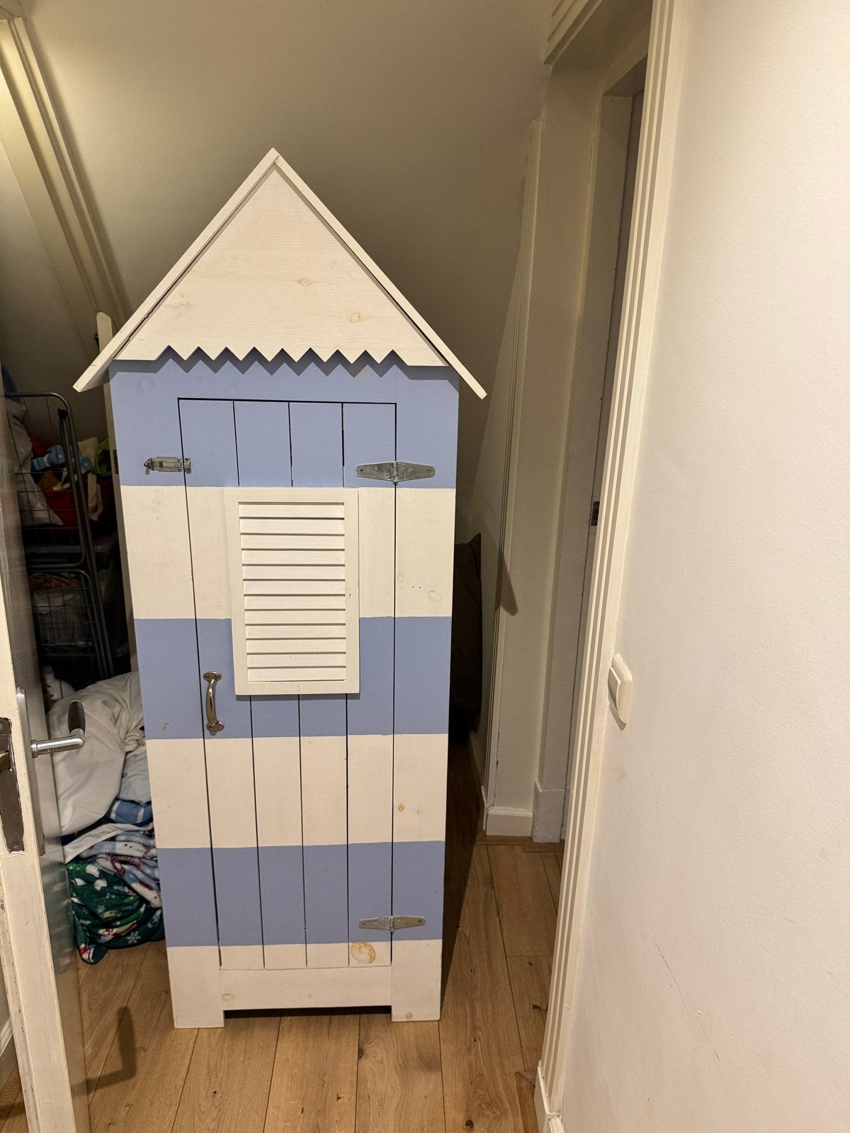 Leuke strandhuisje kast voor kinderkamer, Ophalen, Gebruikt