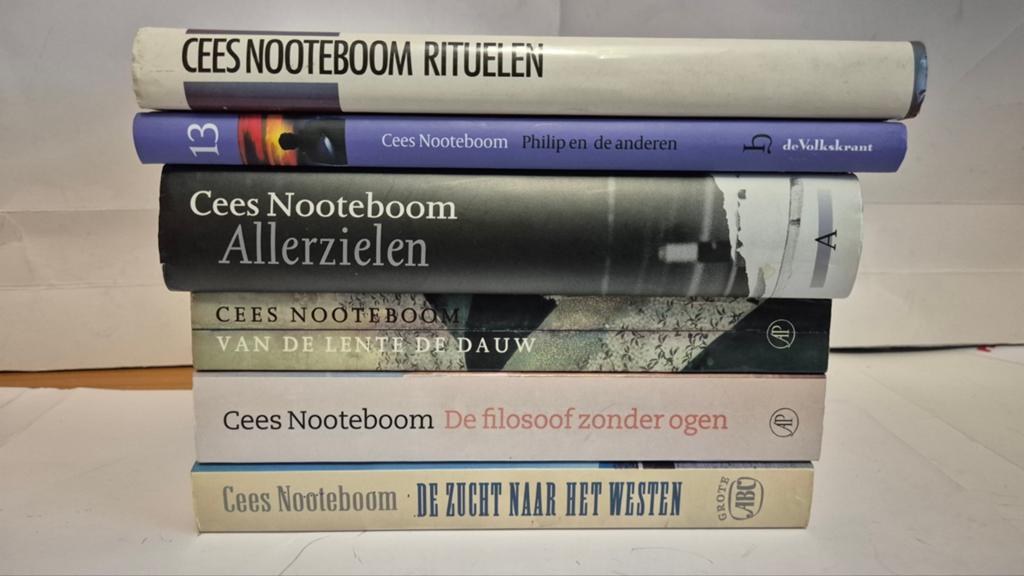 Cees Nooteboom 7x  zie foto's, Boeken, Ophalen of Verzenden, Zo goed als nieuw