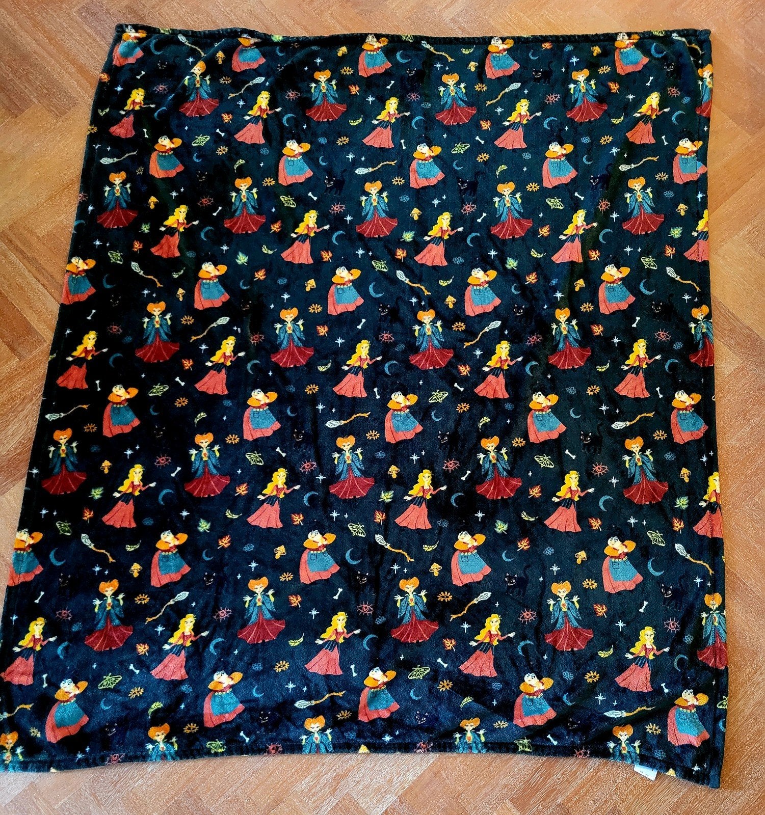 Hocus Pocus Disney Fleece deken, leuk voor Halloween, Verzamelen, Ophalen of Verzenden, Overige figuren, Beeldje of Figuurtje