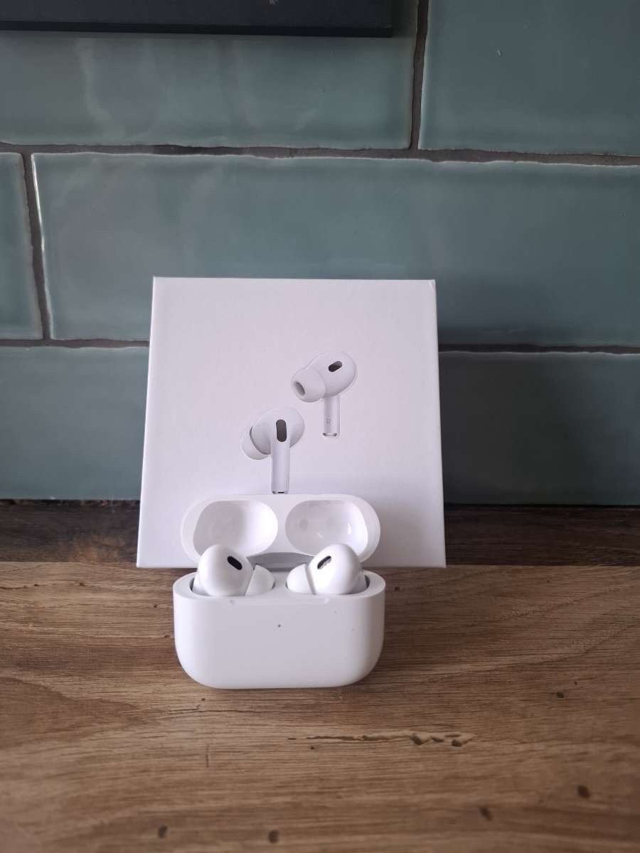 Airpods pro 2 🆕 geseald in doos, Telecommunicatie, Mobiele telefoons | Oordopjes, Ophalen of Verzenden, Zo goed als nieuw